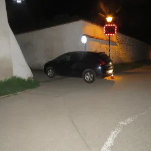 České Budějovice: silně opilá žena havarovala v Solné bráně