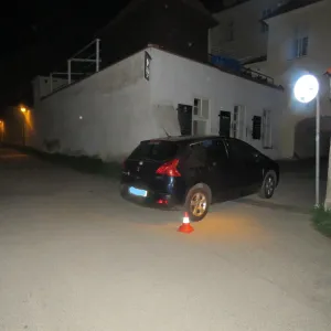 České Budějovice: silně opilá žena havarovala v Solné bráně