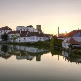 Jihočeské památky měly silnější léto. Největší skok hlásí Jindřichův Hradec