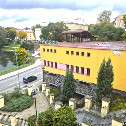 Tábor zlevňuje parkování. Dům pod Střelnicí má novou podobu a nižší ceny